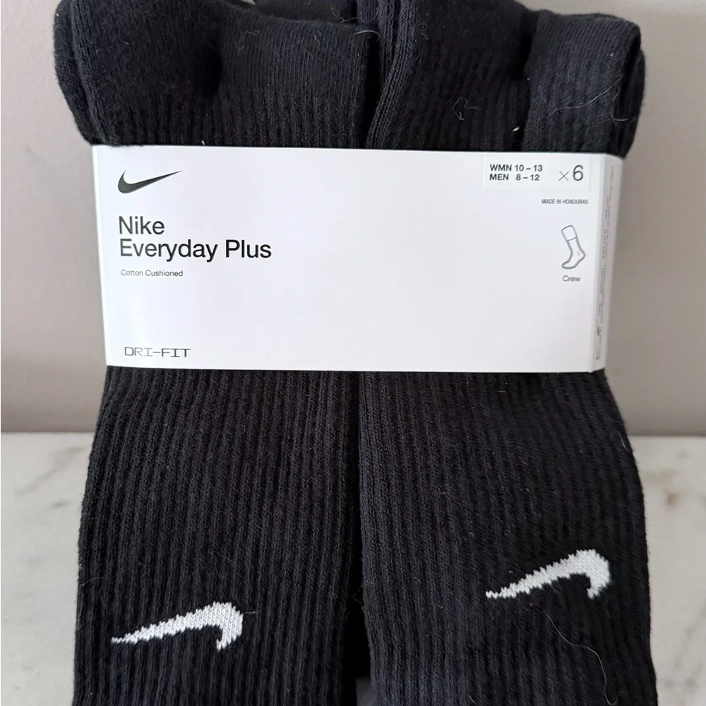 Nike Everyday Plus Black Athletic Socks 6 pairs
